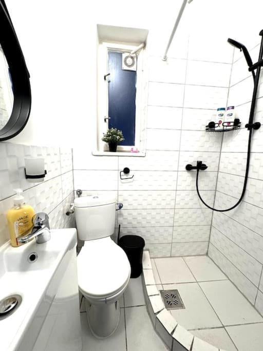 L2 City Centre Loft With Ac Budapeszt Zewnętrze zdjęcie